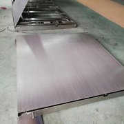 乐鱼体育app官方下载:4个大型电子吊舱歼轰7A战机2025年战法到底有多强？